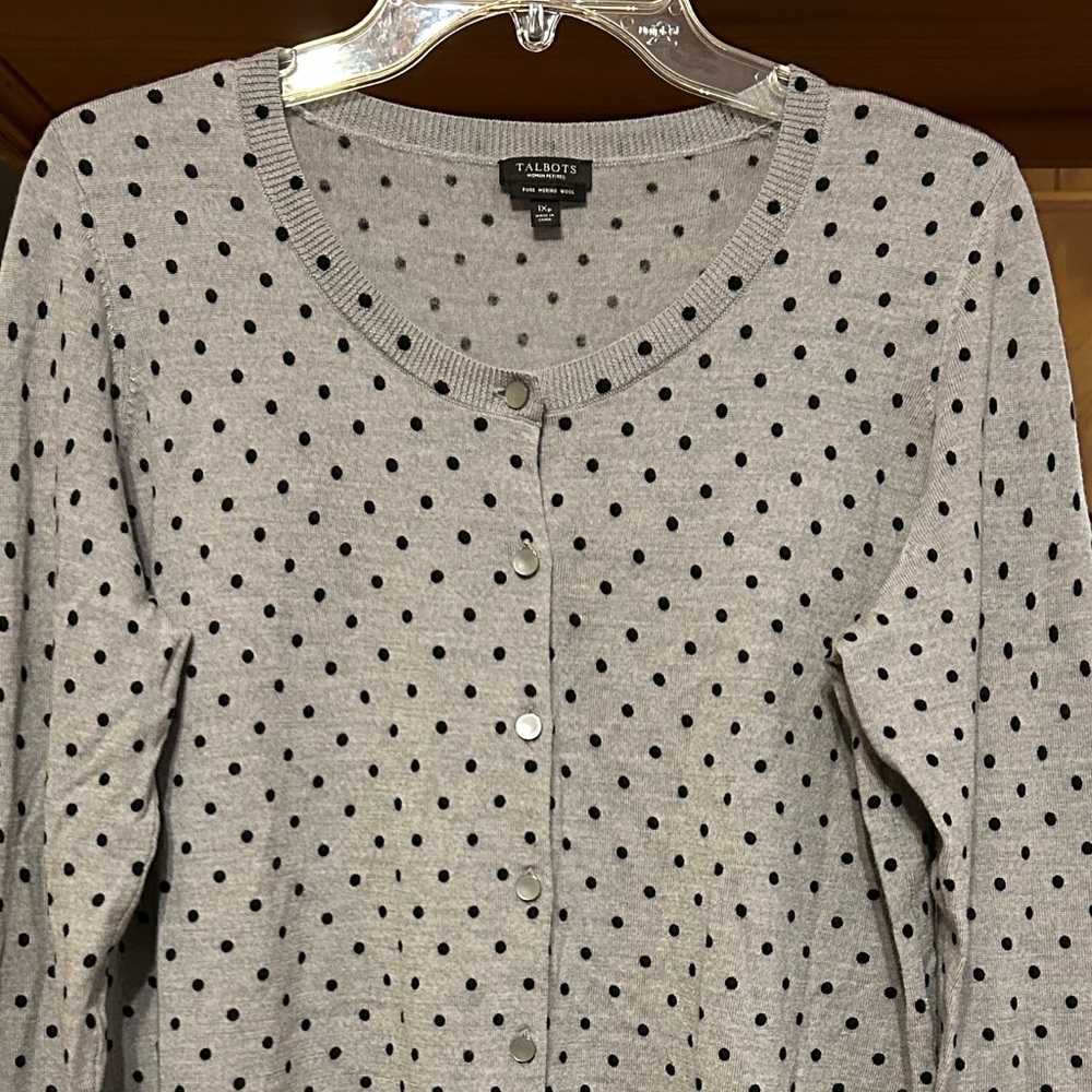 Talbots Merino Wool Polka Dot Cardigan Sweater Gray XLP Buttons Teacher
V - Picture 7 of 13